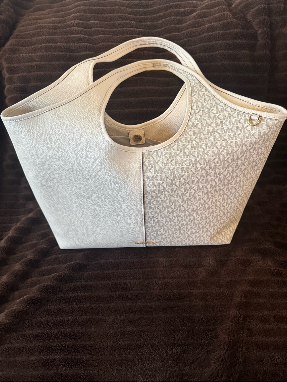 Michael Kors White Signature Tote Bag